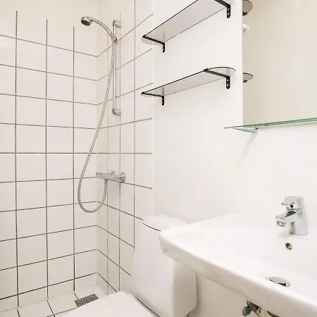 Vakantiehuis Ten-bedroom In