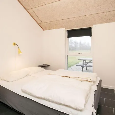 Ten-bedroom In Casa de Férias Brovst